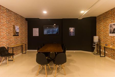Studio para alugar com 40m², 1 quarto e 1 vaga Studio para alugar com 40m², 1 quarto e 1 vagaSala de Reunião