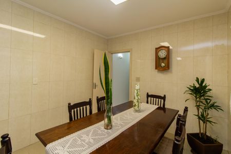 Casa para alugar com 200m², 3 quartos e 2 vagasCozinha