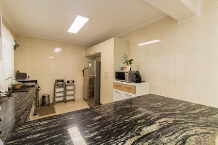 Casa para alugar com 200m², 3 quartos e 2 vagasCozinha