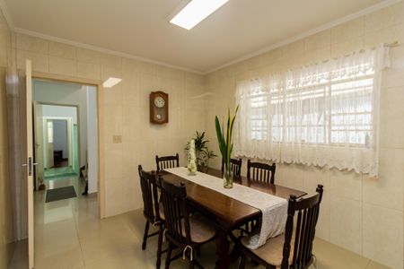 Casa para alugar com 200m², 3 quartos e 2 vagasCozinha