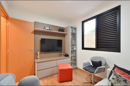 Apartamento à venda com 145m², 3 quartos e 2 vagas Apartamento à venda com 145m², 3 quartos e 2 vagasQuarto 1