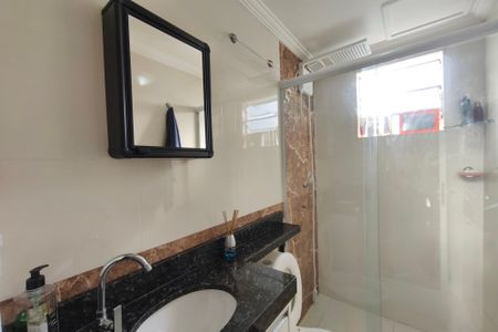 Banheiro de apartamento para alugar com 2 quartos, 45m² em Vila Carminha, Campinas