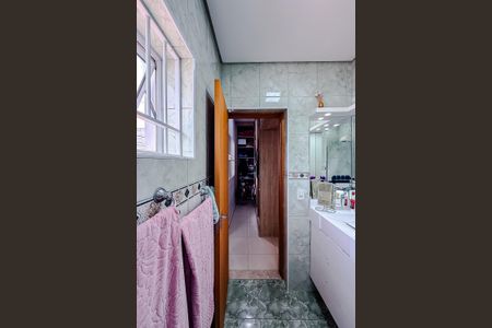 Casa à venda com 250m², 4 quartos e 4 vagasBanheiro da Suíte