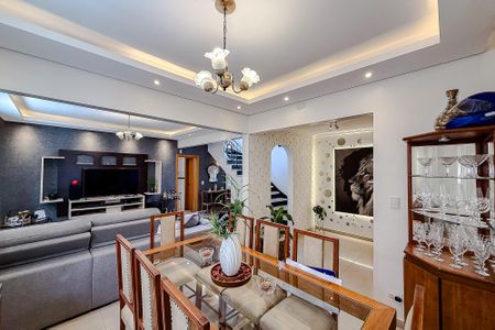 Sala de casa para alugar com 3 quartos, 250m² em Vila Monumento, São Paulo