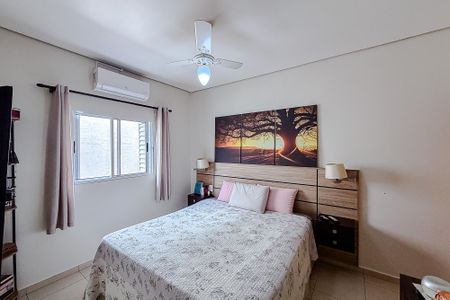 Casa à venda com 250m², 4 quartos e 4 vagasQuarto 4 - Suíte