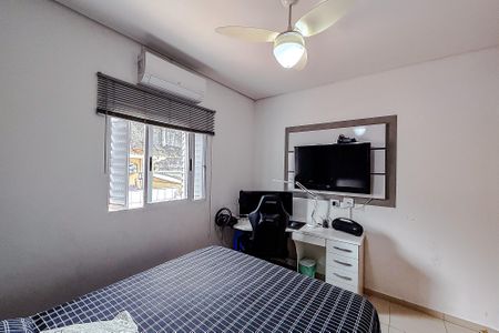 Casa à venda com 250m², 4 quartos e 4 vagasQuarto 2