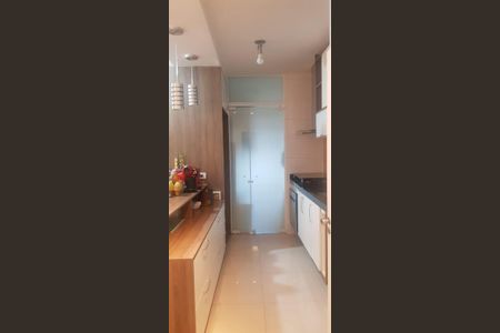 Cozinha de apartamento à venda com 3 quartos, 74m² em Umuarama, Osasco