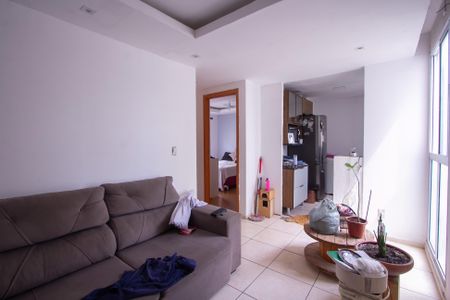 Sala de apartamento para alugar com 2 quartos, 54m² em Vila Lage, São Gonçalo