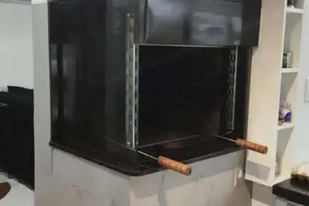 Apartamento à venda com 85m², 2 quartos e 1 vaga Apartamento à venda com 85m², 2 quartos e 1 vagaChurrasqueira