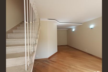 Casa para alugar com 3 quartos, 130m² em Vila Clementino, São Paulo