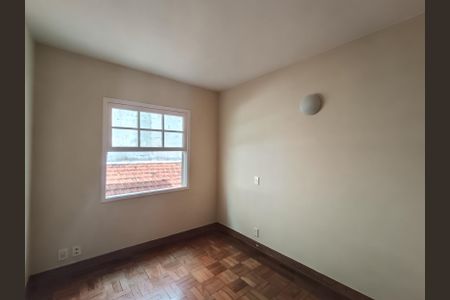 Casa para alugar com 130m², 3 quartos e 2 vagas