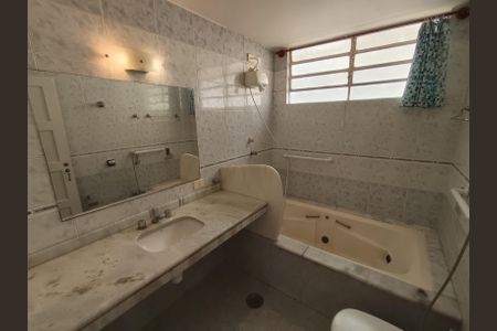 Casa para alugar com 130m², 3 quartos e 2 vagas