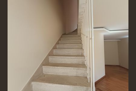 Casa para alugar com 130m², 3 quartos e 2 vagas