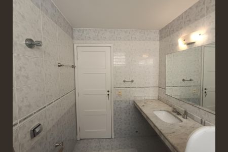 Casa para alugar com 130m², 3 quartos e 2 vagas