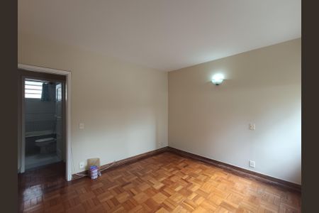 Casa para alugar com 130m², 3 quartos e 2 vagas