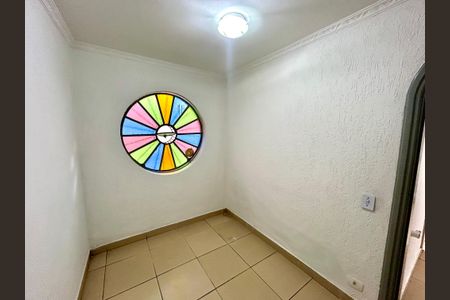 Quarto 1 de casa para alugar com 2 quartos, 340m² em Jardim Santa Mena, Guarulhos