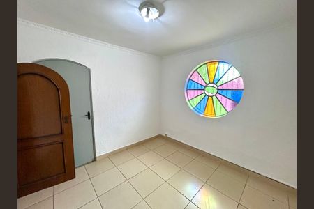 Quarto 2 de casa para alugar com 2 quartos, 340m² em Jardim Santa Mena, Guarulhos
