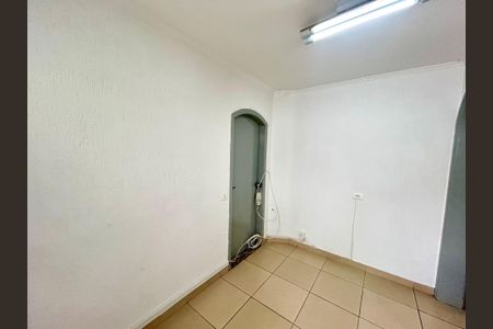 Sala de casa para alugar com 2 quartos, 340m² em Jardim Santa Mena, Guarulhos