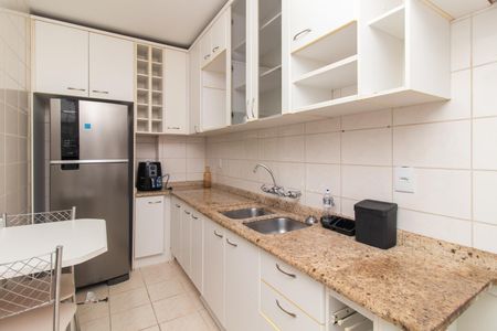 Apartamento para alugar com 75m², 2 quartos e 1 vagaCozinha