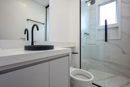 Apartamento à venda com 74m², 3 quartos e 2 vagasBanheiro Suíte 