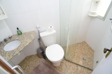 Apartamento à venda com 74m², 3 quartos e 1 vagaBanheiro Social