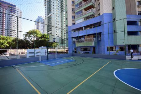 Apartamento à venda com 74m², 3 quartos e 1 vagaÁrea Comum - Quadra Esportiva