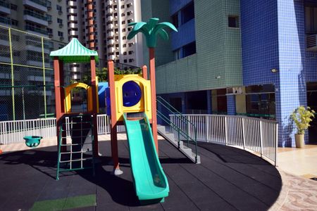 Apartamento à venda com 74m², 3 quartos e 1 vagaÁrea Comum - Playground