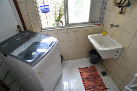 Apartamento à venda com 74m², 3 quartos e 1 vagaÁrea de Serviço