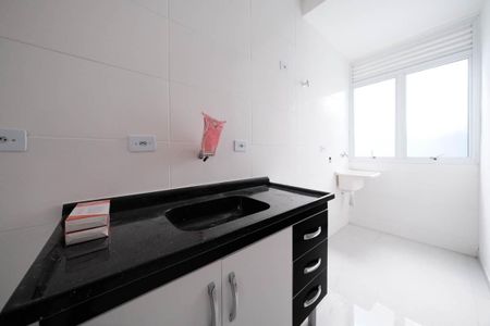 Sala/Cozinha de apartamento para alugar com 1 quarto, 30m² em Vila Euthalia, São Paulo