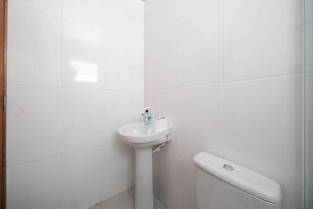 Banheiro de apartamento para alugar com 1 quarto, 30m² em Vila Euthalia, São Paulo