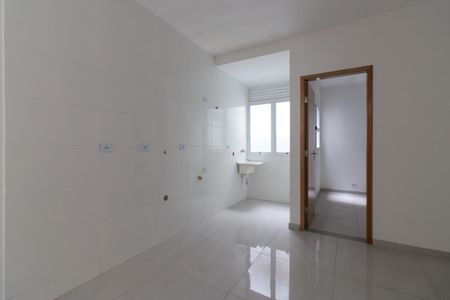 Sala/Cozinha de apartamento para alugar com 1 quarto, 30m² em Vila Euthalia, São Paulo