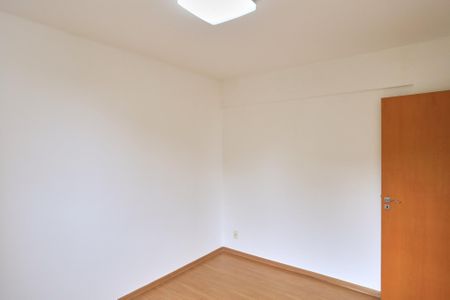 Apartamento para alugar com 69m², 2 quartos e 2 vagas Apartamento para alugar com 69m², 2 quartos e 2 vagasQuarto