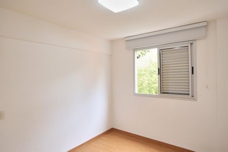 Apartamento para alugar com 69m², 2 quartos e 2 vagas Apartamento para alugar com 69m², 2 quartos e 2 vagasQuarto