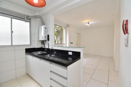 Sala de apartamento para alugar com 2 quartos, 47m² em Santa Cândida, Curitiba
