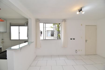 Apartamento para alugar com 47m², 2 quartos e 1 vagaSala