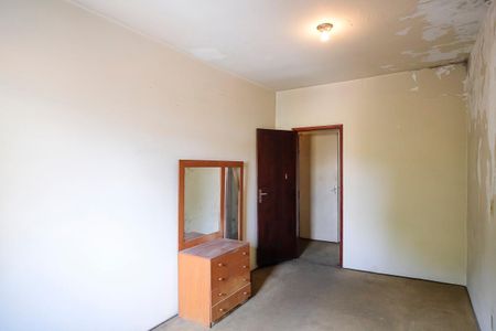 Casa à venda com 303m², 5 quartos e 3 vagasQuarto 3 casa 2