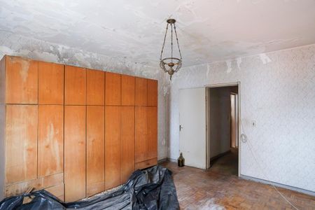 Casa à venda com 303m², 5 quartos e 3 vagasQuarto 1 casa 2