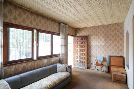 Casa à venda com 303m², 5 quartos e 3 vagasSala casa 2