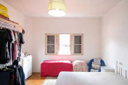 Casa à venda com 303m², 5 quartos e 3 vagasQuarto 2 casa 1