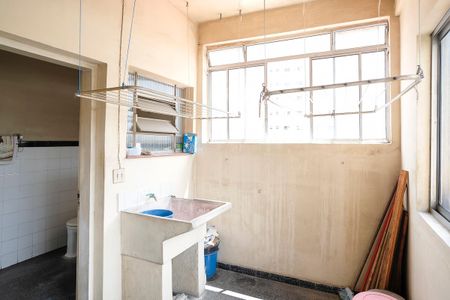 Casa à venda com 303m², 5 quartos e 3 vagasárea de serviço casa 2