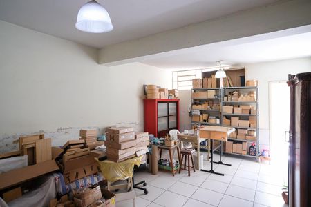 Casa à venda com 303m², 5 quartos e 3 vagasGaragem