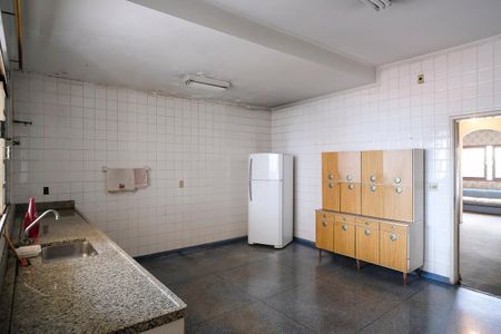 Casa à venda com 303m², 5 quartos e 3 vagasCozinha casa 2