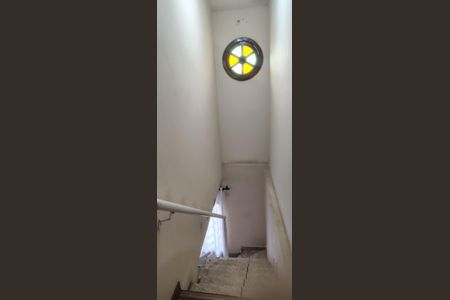 Casa à venda com 147m², 4 quartos e 2 vagas Casa à venda com 147m², 4 quartos e 2 vagasCorredor