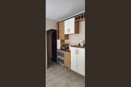 Casa à venda com 147m², 4 quartos e 2 vagas Casa à venda com 147m², 4 quartos e 2 vagasCozinha