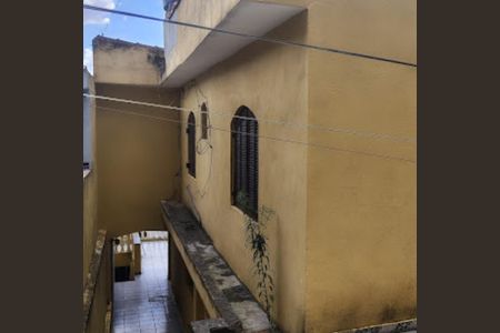 Casa à venda com 147m², 4 quartos e 2 vagas Casa à venda com 147m², 4 quartos e 2 vagasÁrea externa