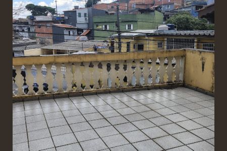 Casa à venda com 147m², 4 quartos e 2 vagas Casa à venda com 147m², 4 quartos e 2 vagasÁrea externa