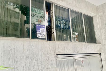 Apartamento à venda com 116m², 3 quartos e sem vaga Apartamento à venda com 116m², 3 quartos e sem vagaPlaca