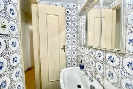 Apartamento à venda com 116m², 3 quartos e sem vaga Apartamento à venda com 116m², 3 quartos e sem vagaBanheiro social