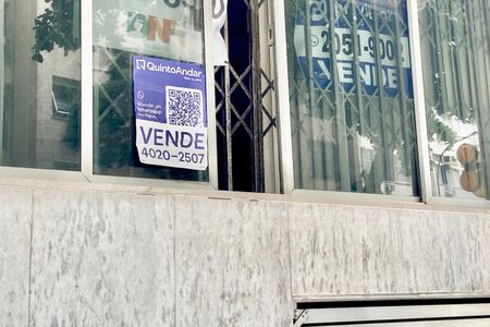 Apartamento à venda com 116m², 3 quartos e sem vaga Apartamento à venda com 116m², 3 quartos e sem vagaPlaca