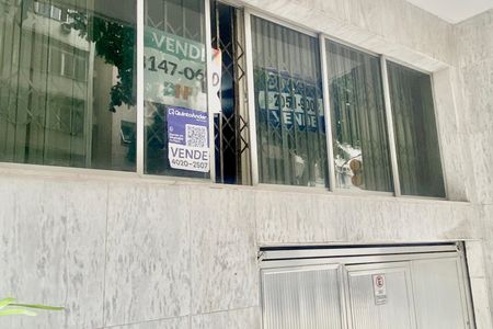 Apartamento à venda com 116m², 3 quartos e sem vaga Apartamento à venda com 116m², 3 quartos e sem vagaPlaca